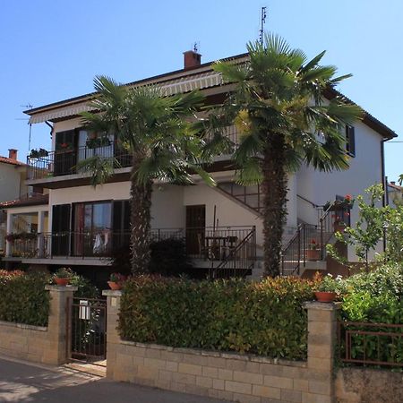 Apartments With A Parking Space Umag - 7666 Εξωτερικό φωτογραφία