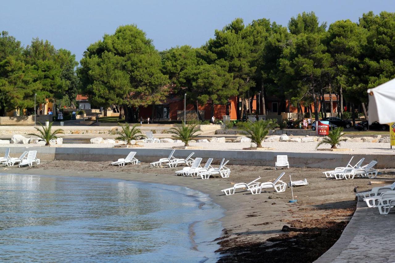 Apartments With A Parking Space Umag - 7666 Εξωτερικό φωτογραφία