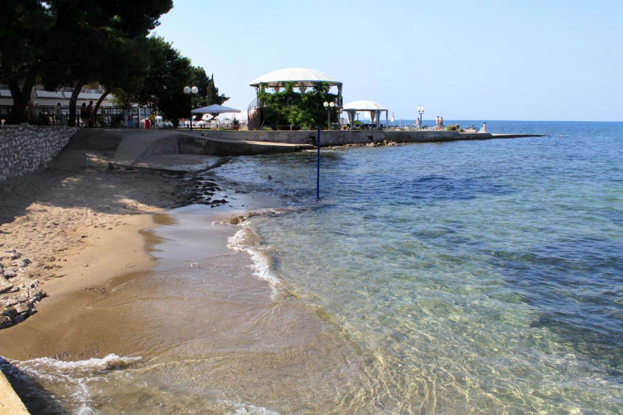 Apartments With A Parking Space Umag - 7666 Εξωτερικό φωτογραφία