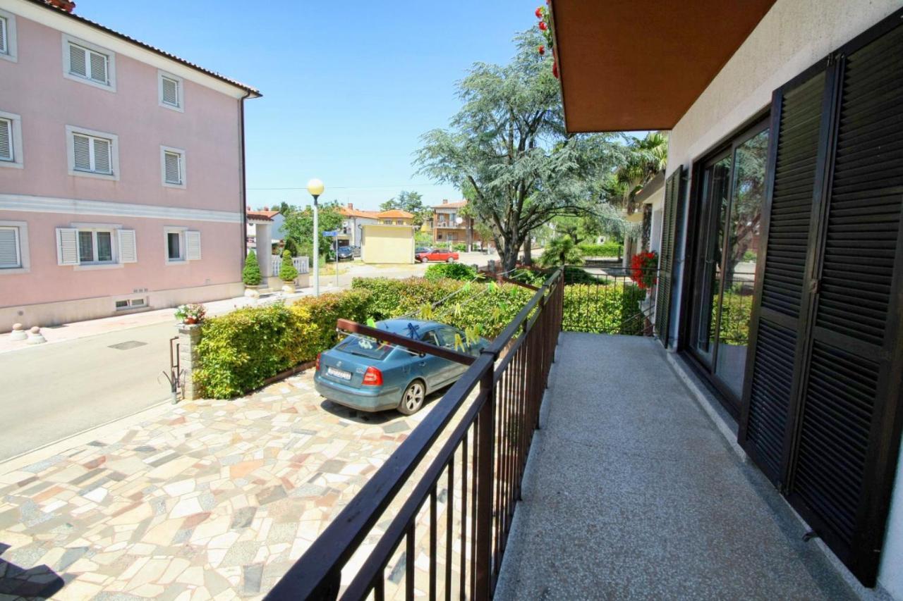 Apartments With A Parking Space Umag - 7666 Εξωτερικό φωτογραφία