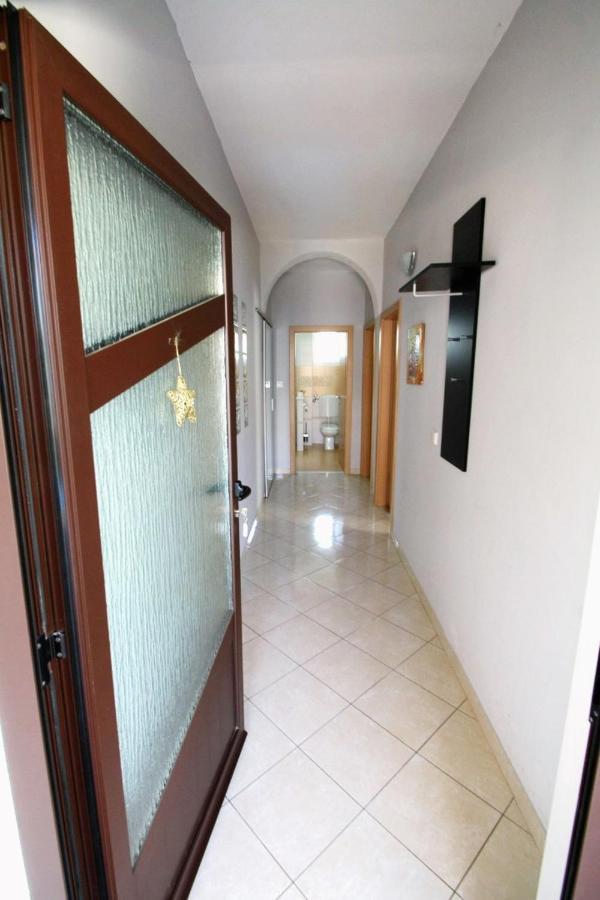 Apartments With A Parking Space Umag - 7666 Εξωτερικό φωτογραφία