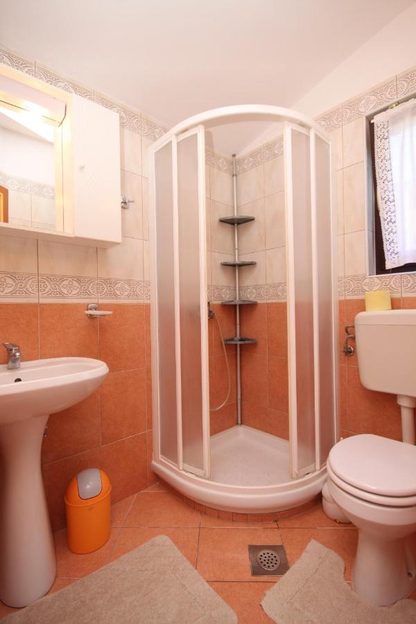 Apartments With A Parking Space Umag - 7666 Εξωτερικό φωτογραφία